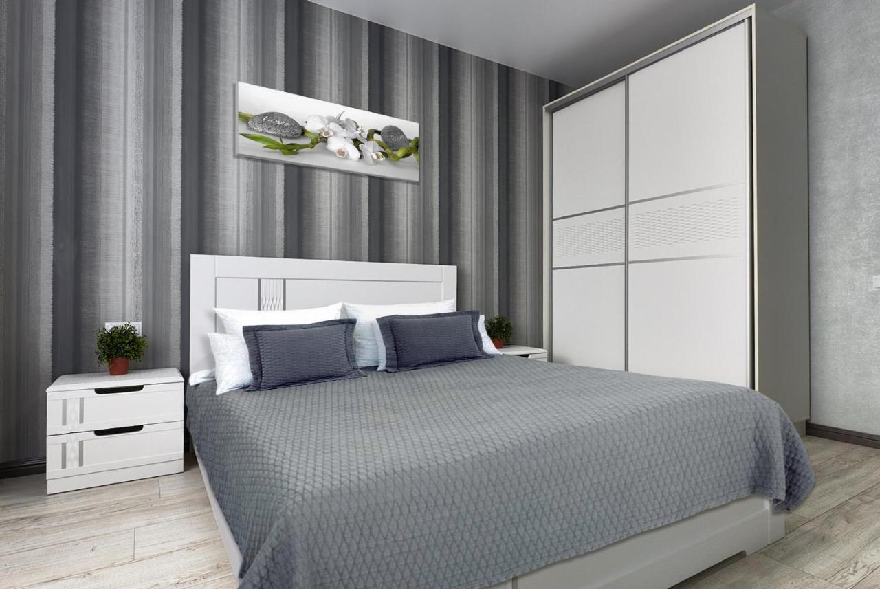 Perfect Apartments M Polytech, Ohmatdet, Parking كييف المظهر الخارجي الصورة